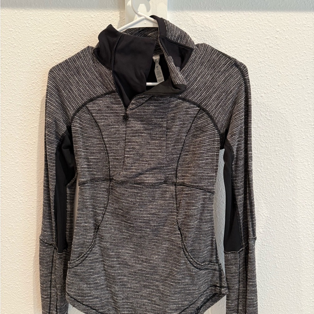 Lululemon Athletica Black and Gray Pullover